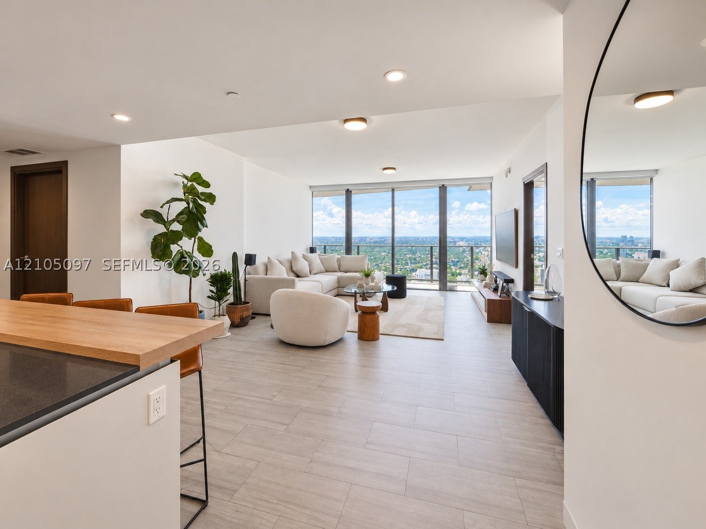 1000 Brickell Plz 4706