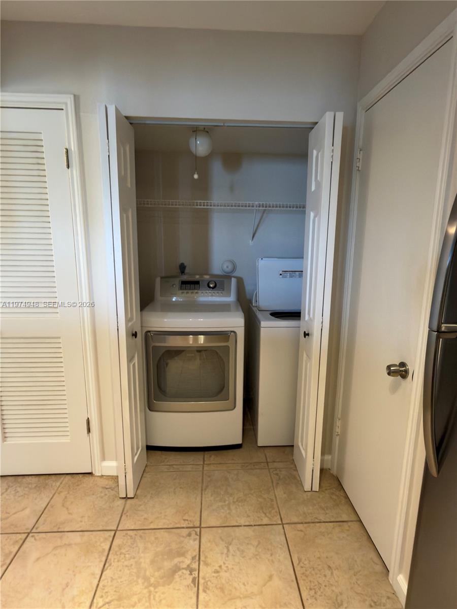 SAILBOAT POINTE CONDO - Residential Lease