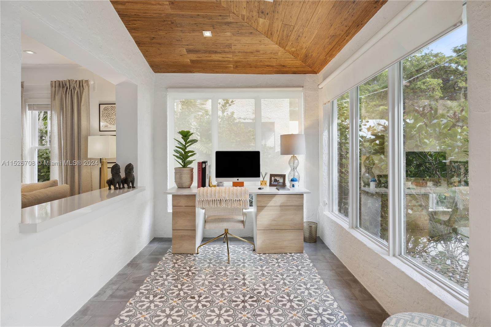 BAYWOOD 1ST ADDN RESUB - Residential