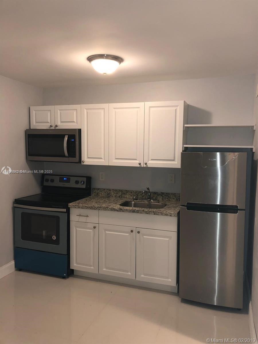 Rental Property at 1479 Nw 16th St 6, Miami, Broward County, Florida - Bedrooms: 1 
Bathrooms: 1  - $1,700 MO.