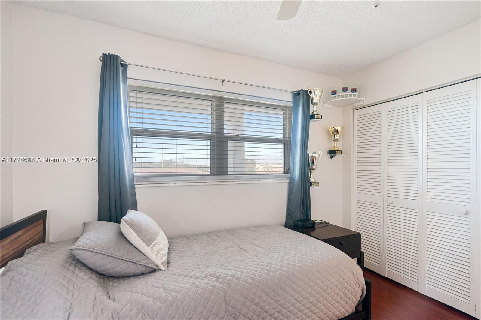 NORTHPORT CONDO APTS - Residential