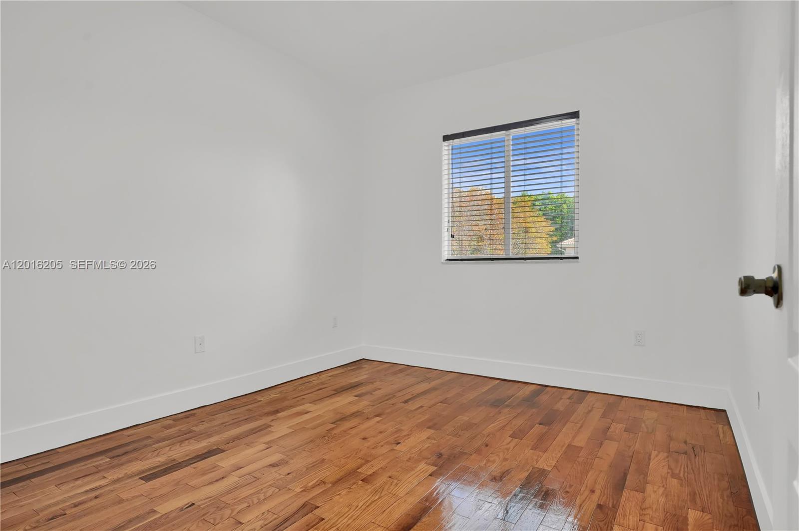 PALM ISLE ESTATES - Residential