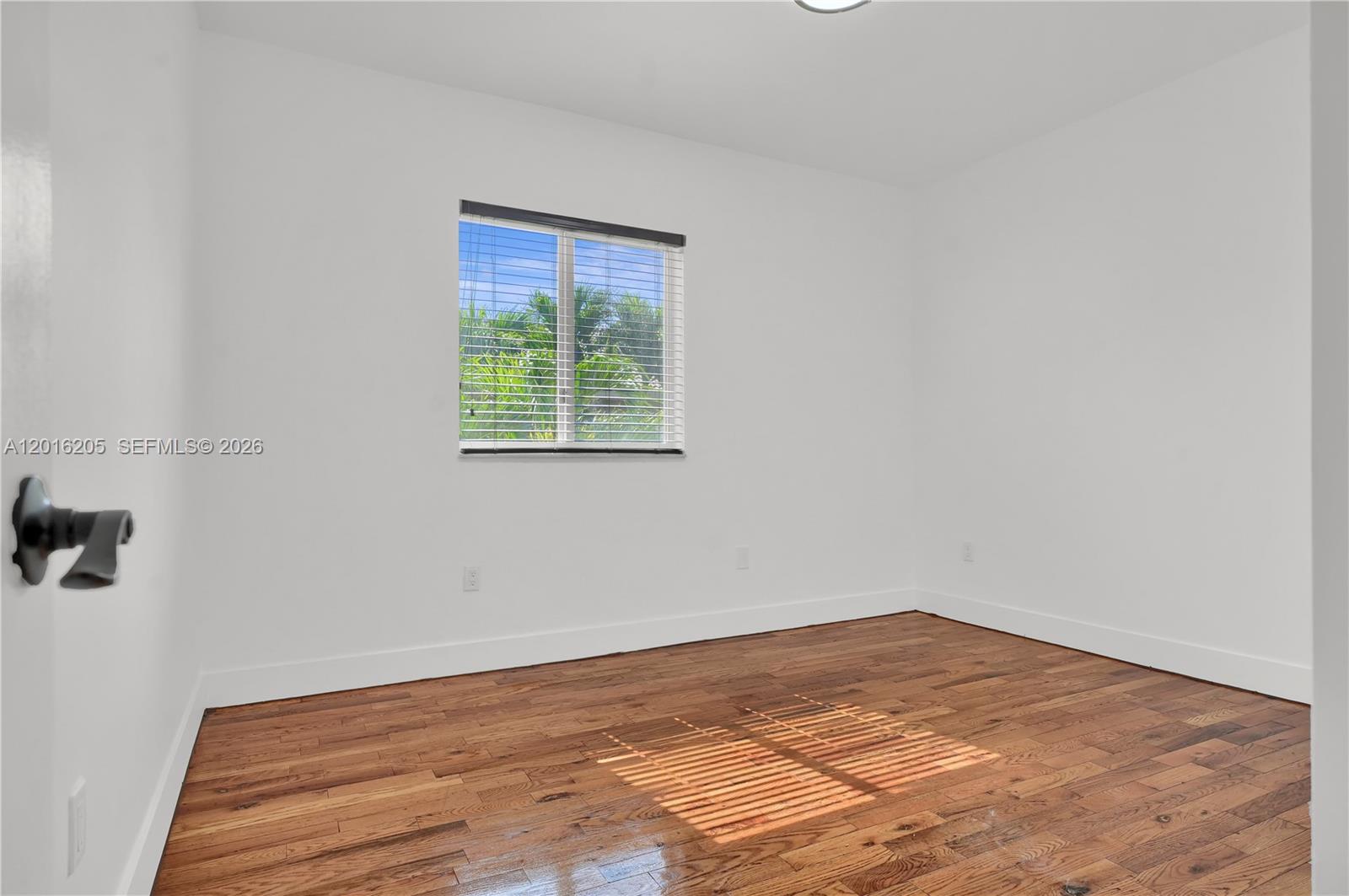 PALM ISLE ESTATES - Residential