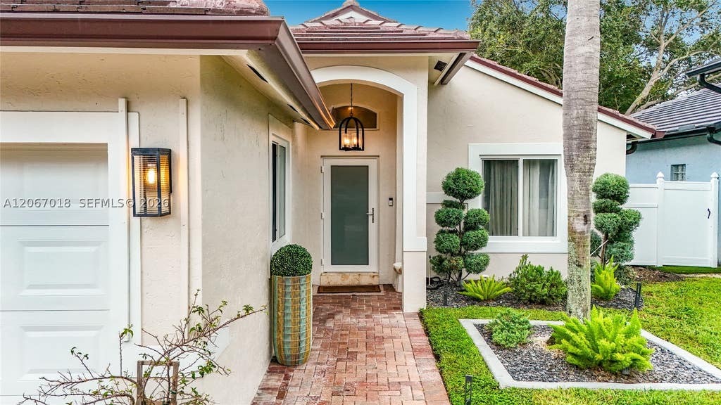 Photo of 16523 Sapphire St, Weston, FL 33331 (MLS # A12067018)