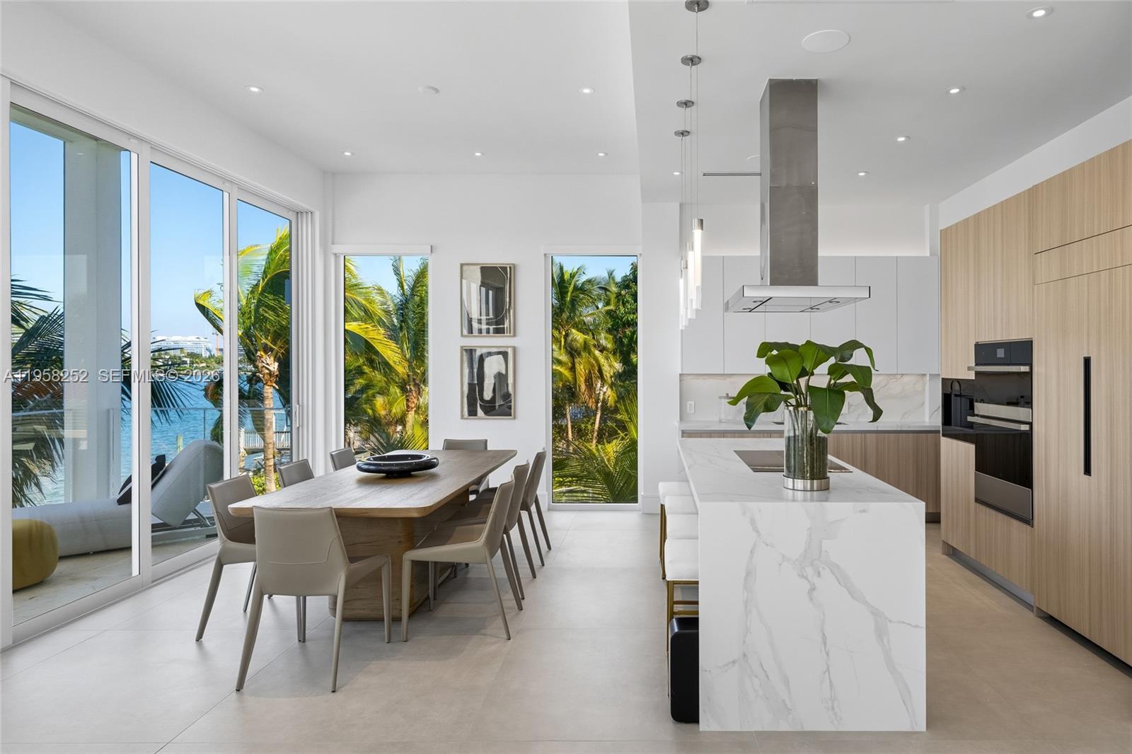 BISCAYNE BEACH-2ND ADDN - Residential