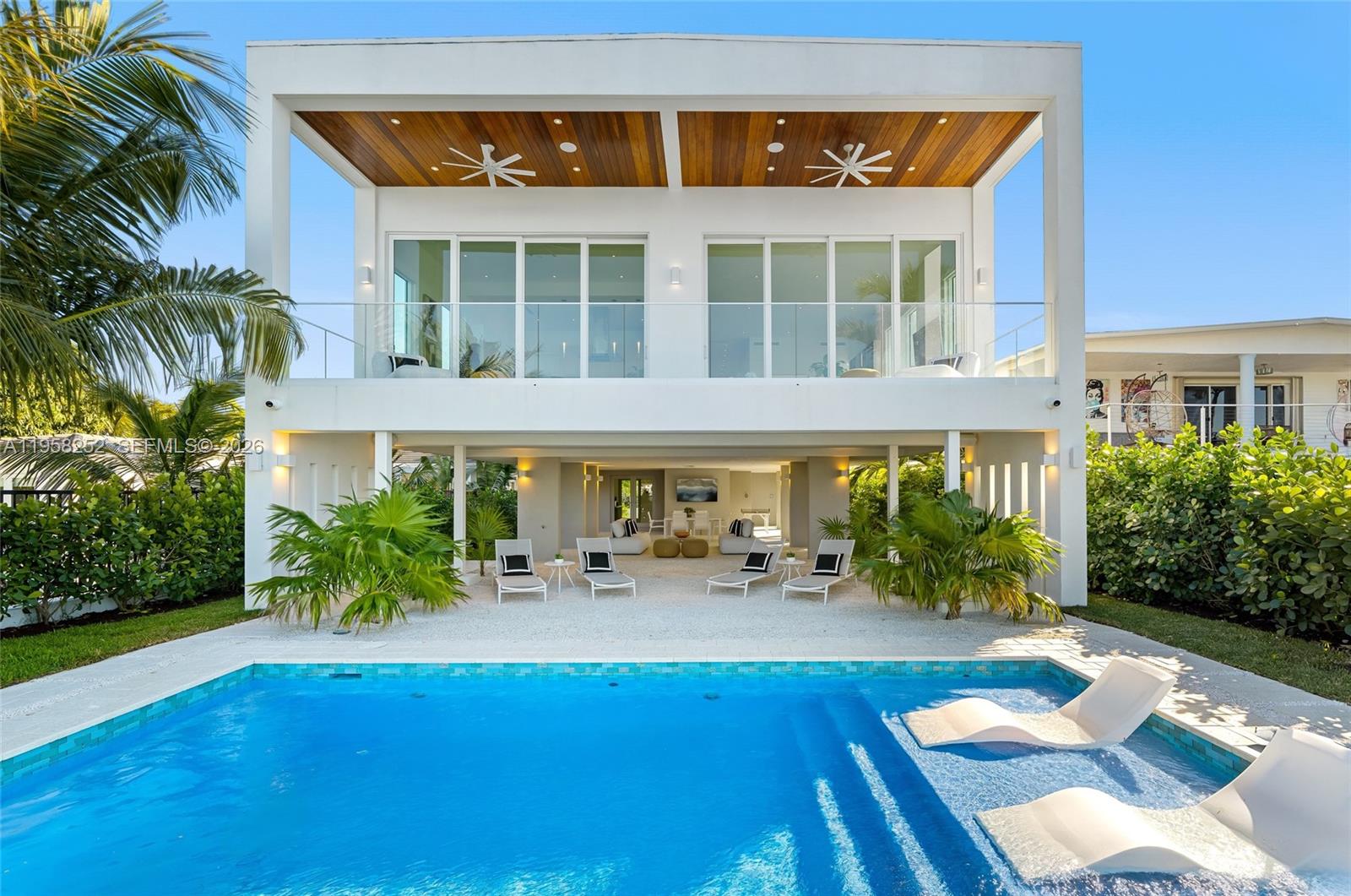 BISCAYNE BEACH-2ND ADDN - Residential