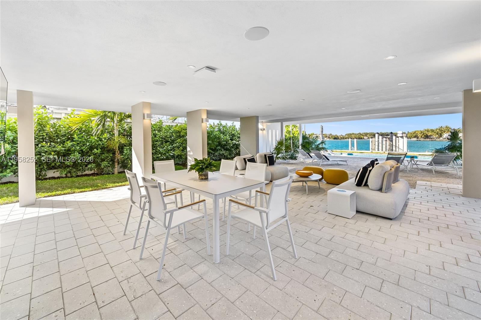 BISCAYNE BEACH-2ND ADDN - Residential