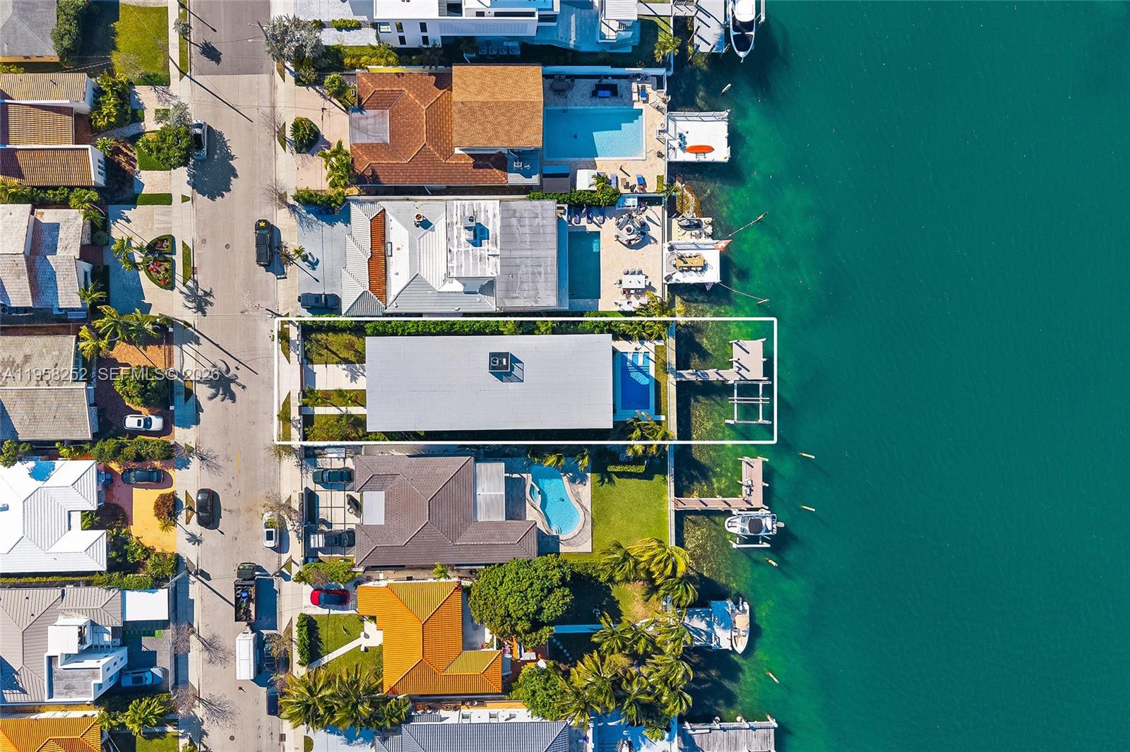 BISCAYNE BEACH-2ND ADDN - Residential