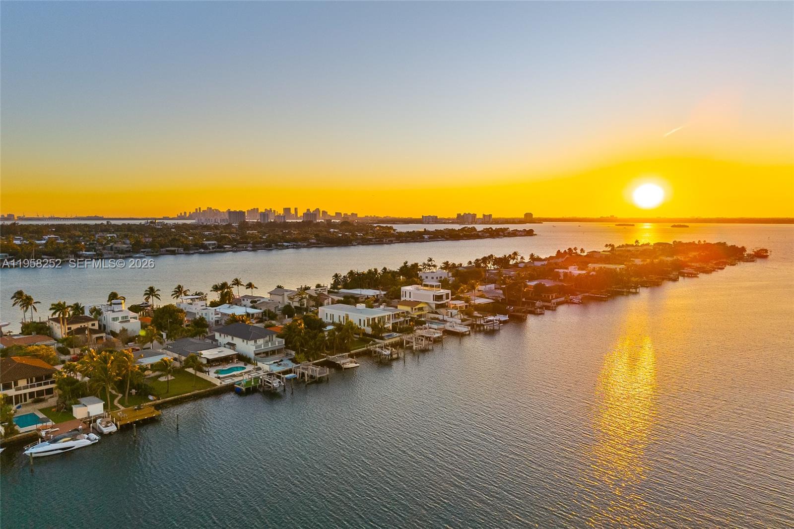 BISCAYNE BEACH-2ND ADDN - Residential