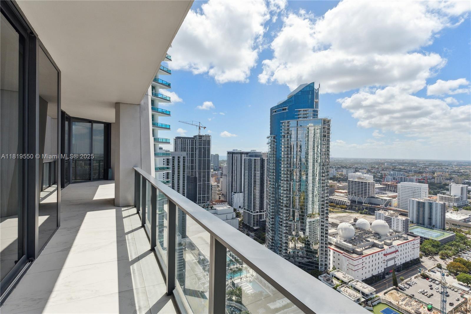 ONE THOUSAND MUSEUM CONDO - Residential