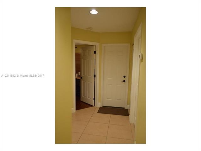 THE FALLS - Residential