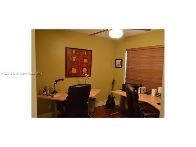 THE FALLS - Residential