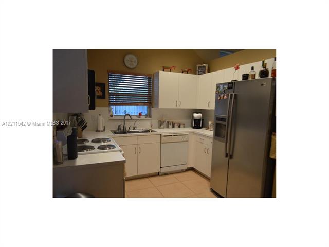 THE FALLS - Residential