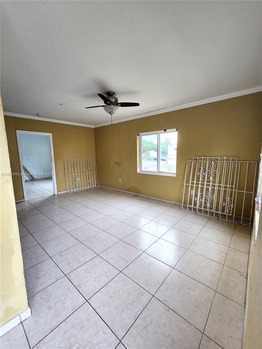 8454 NW 4th Ave 8454