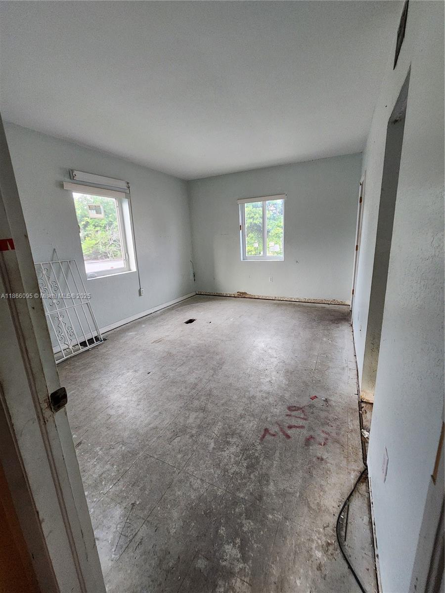 SUNSET PALM VILLAS CONDO - Residential