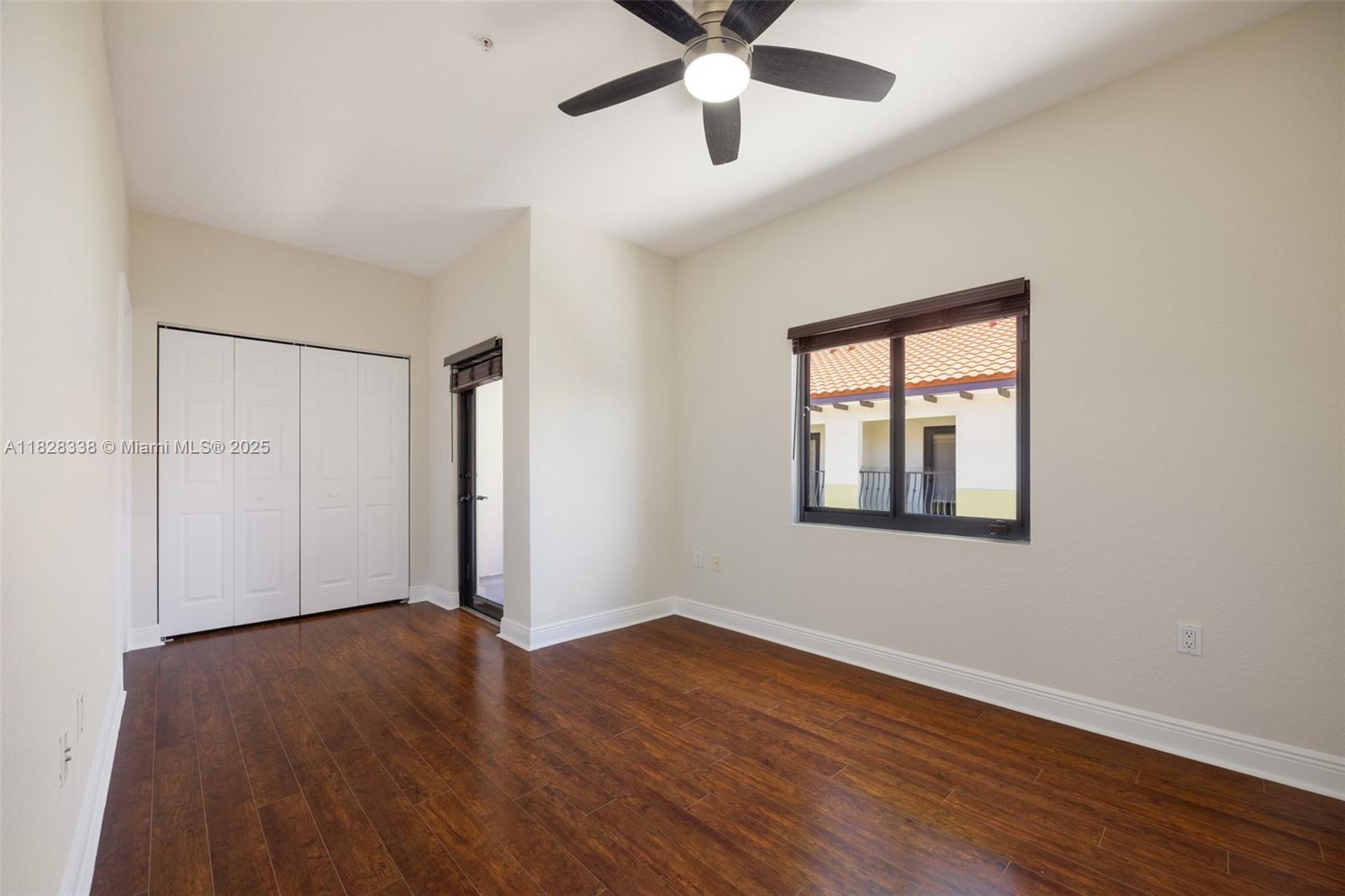 GROVE VILLAS CONDO - Residential