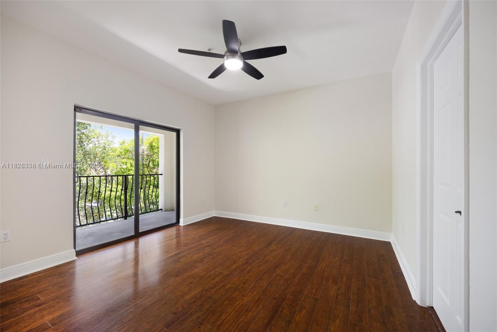 GROVE VILLAS CONDO - Residential