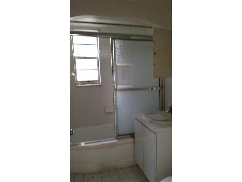 SOUTH HOLLYWOOD AMD PLAT - Residential