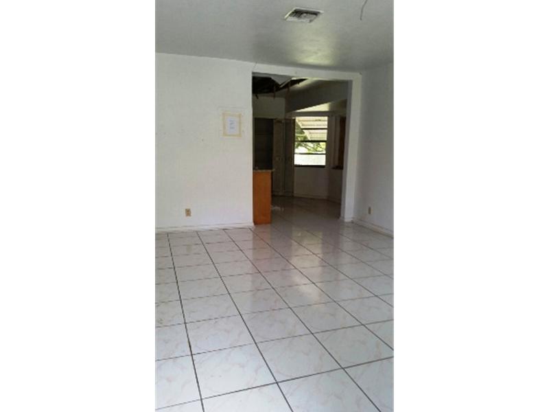 SOUTH HOLLYWOOD AMD PLAT - Residential