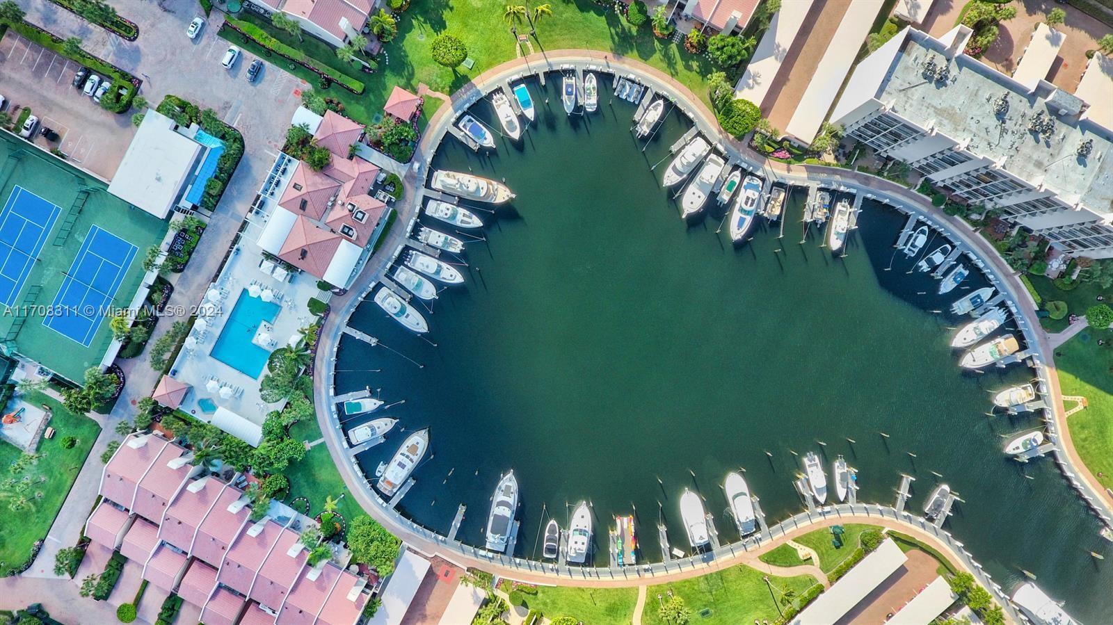 YACHT & RACQUET CLUB OF B - Residential Lease