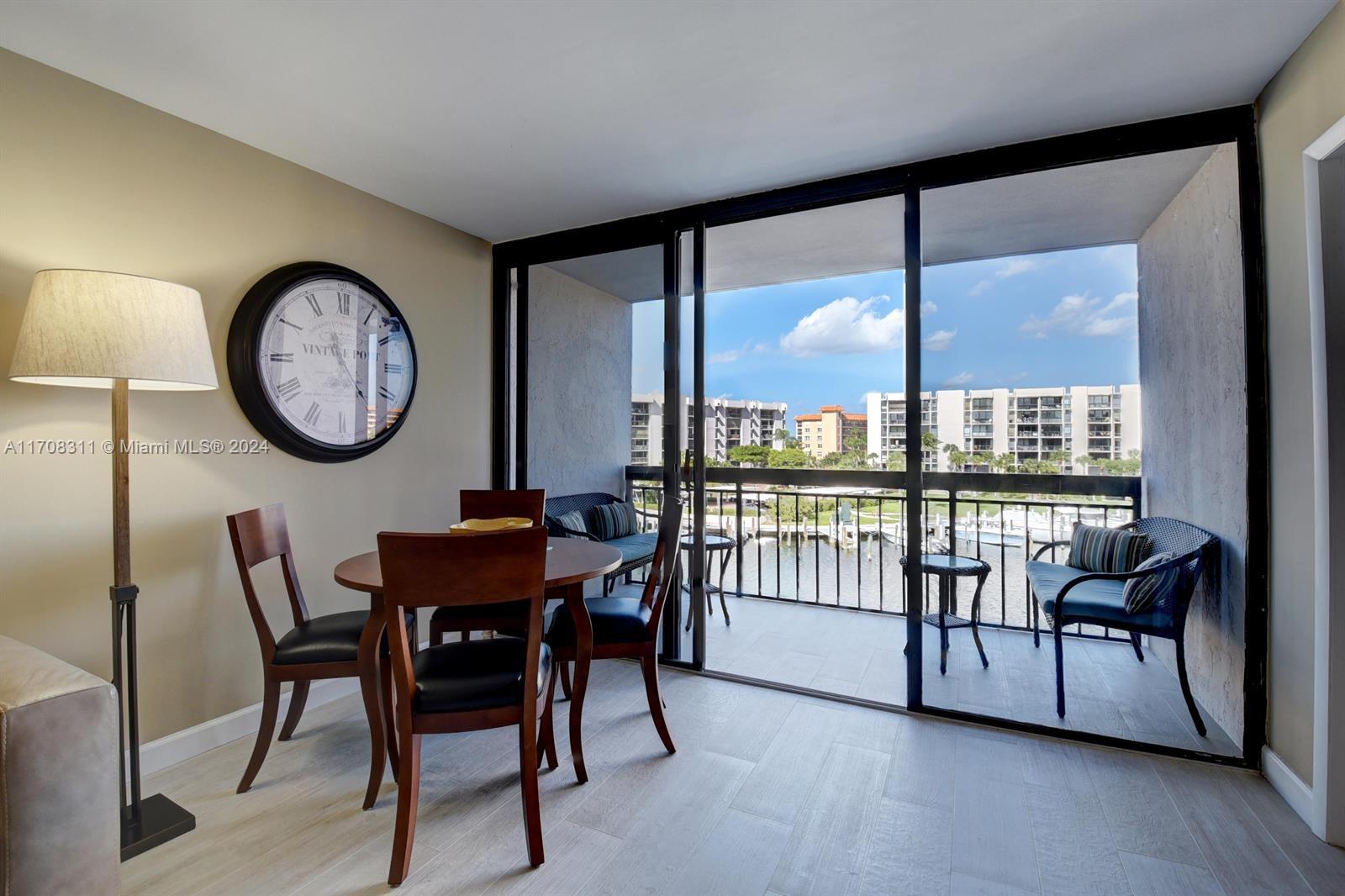 YACHT & RACQUET CLUB OF B - Residential Lease