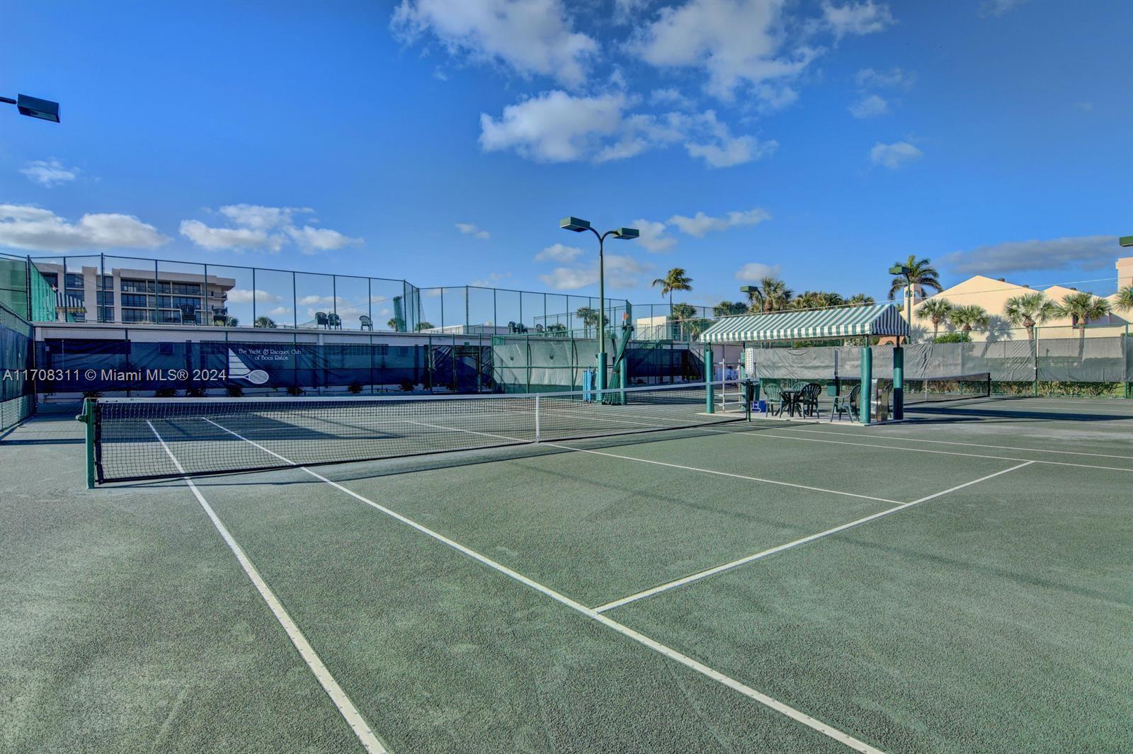 YACHT & RACQUET CLUB OF B - Residential Lease