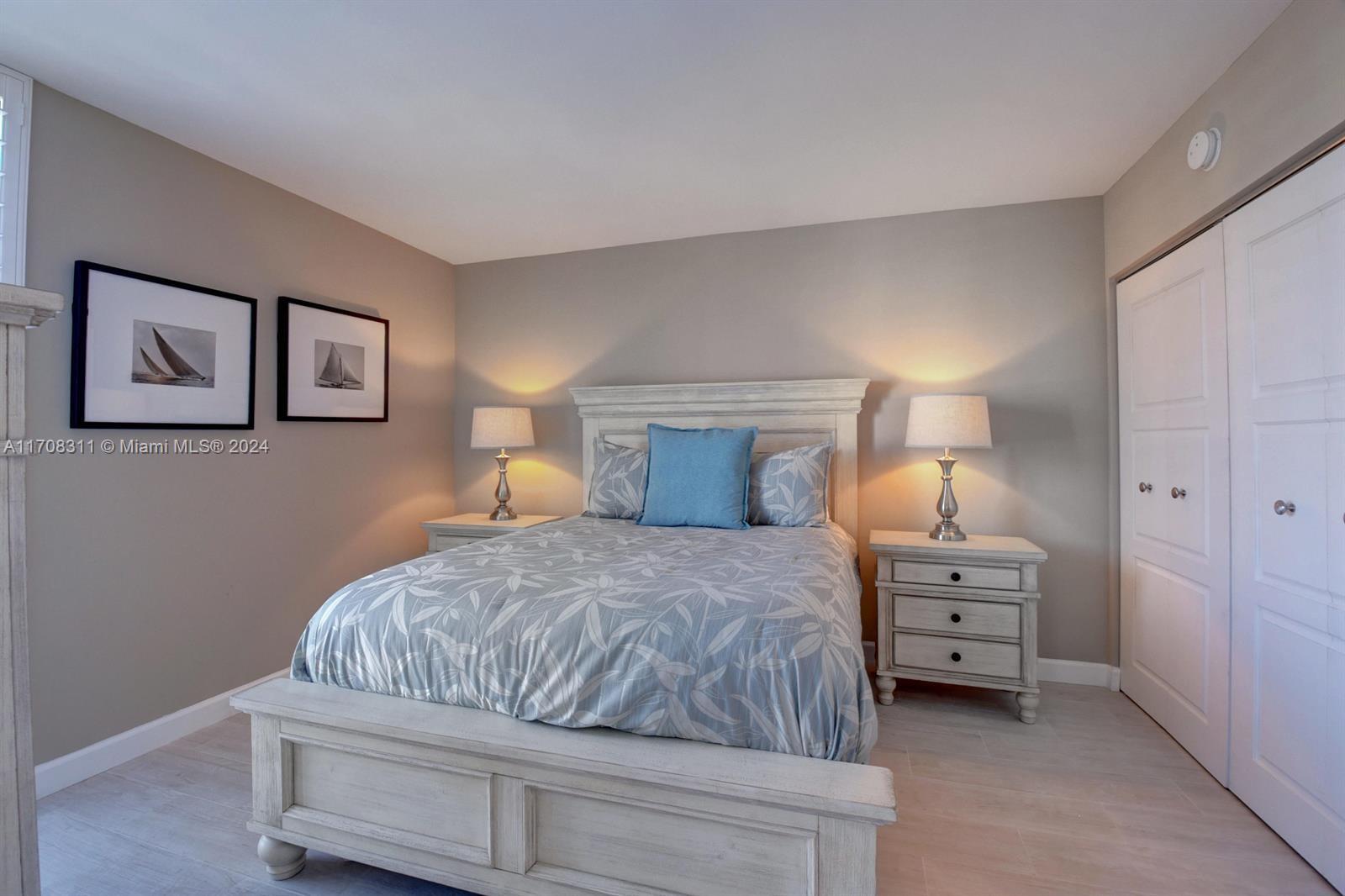 YACHT & RACQUET CLUB OF B - Residential Lease
