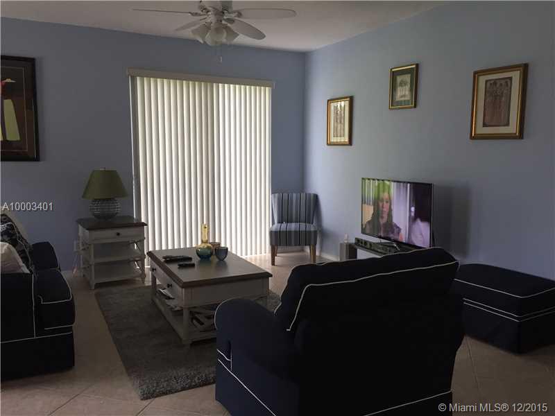 LAGUNA ISLES - Residential