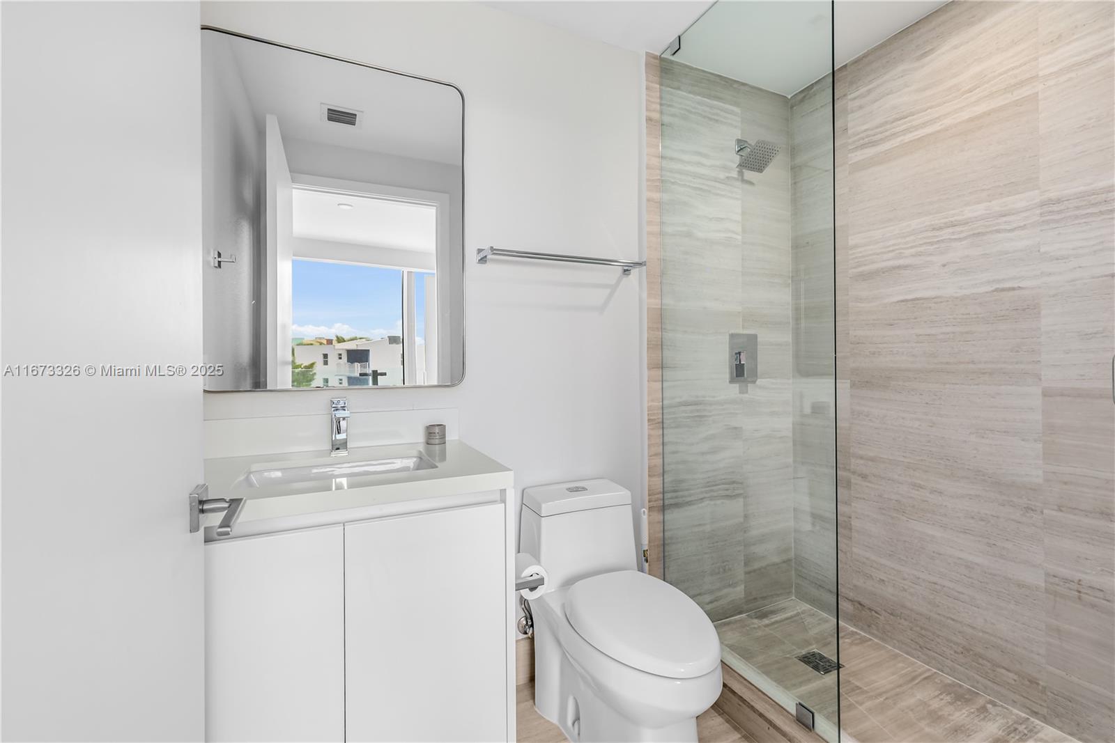 ONE OCEAN CONDO - Residential