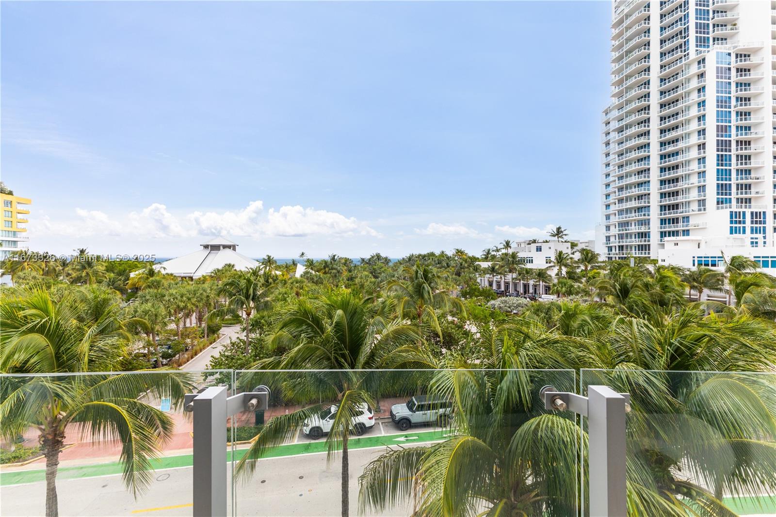 ONE OCEAN CONDO - Residential