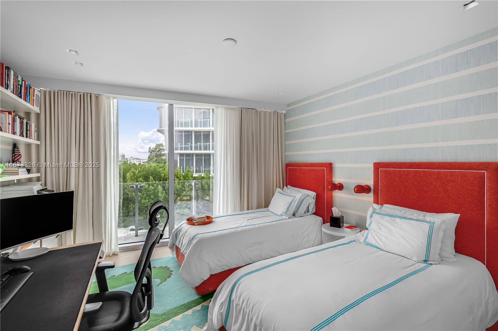 ONE OCEAN CONDO - Residential