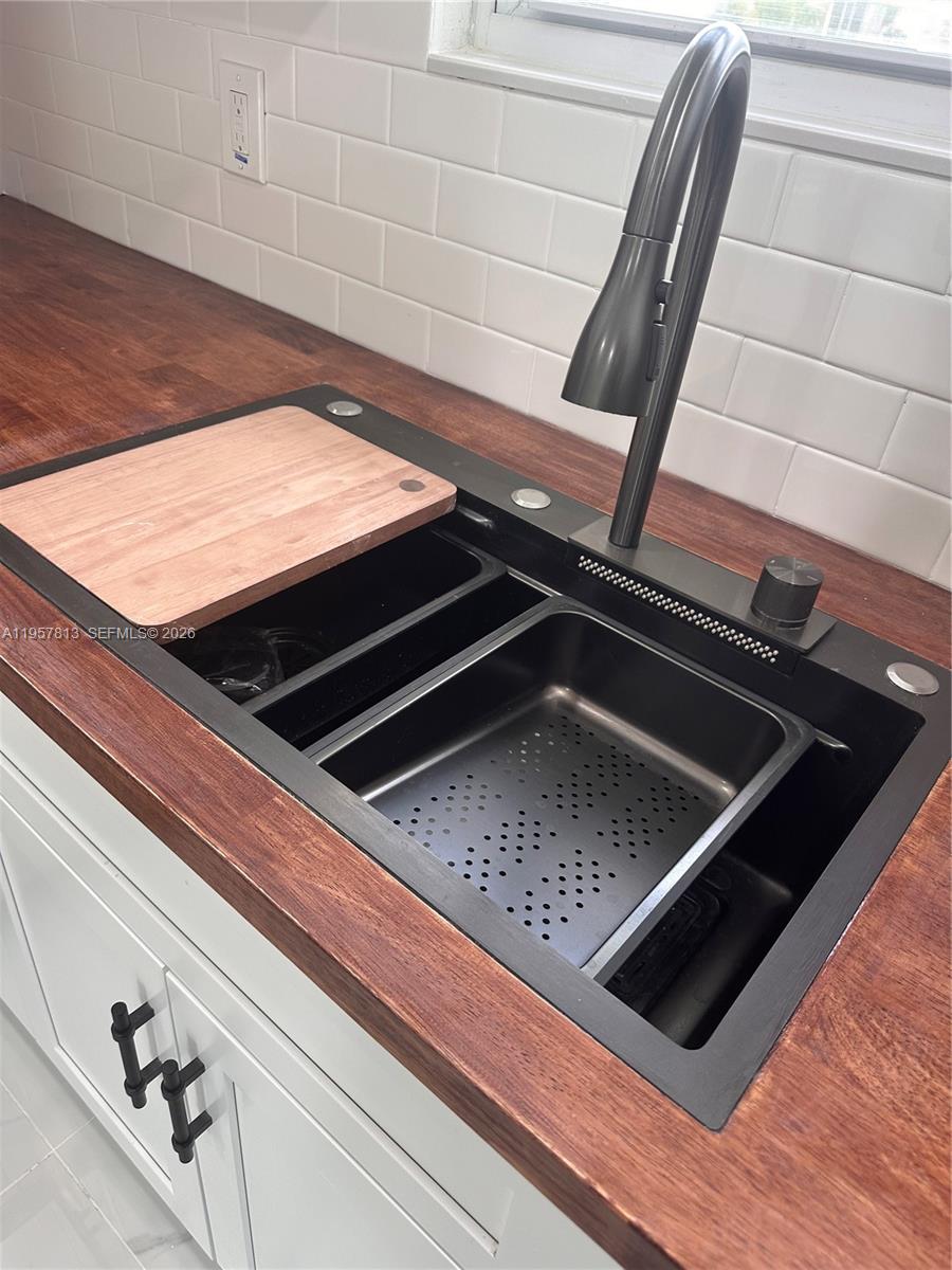 PINE HAVEN - Residential