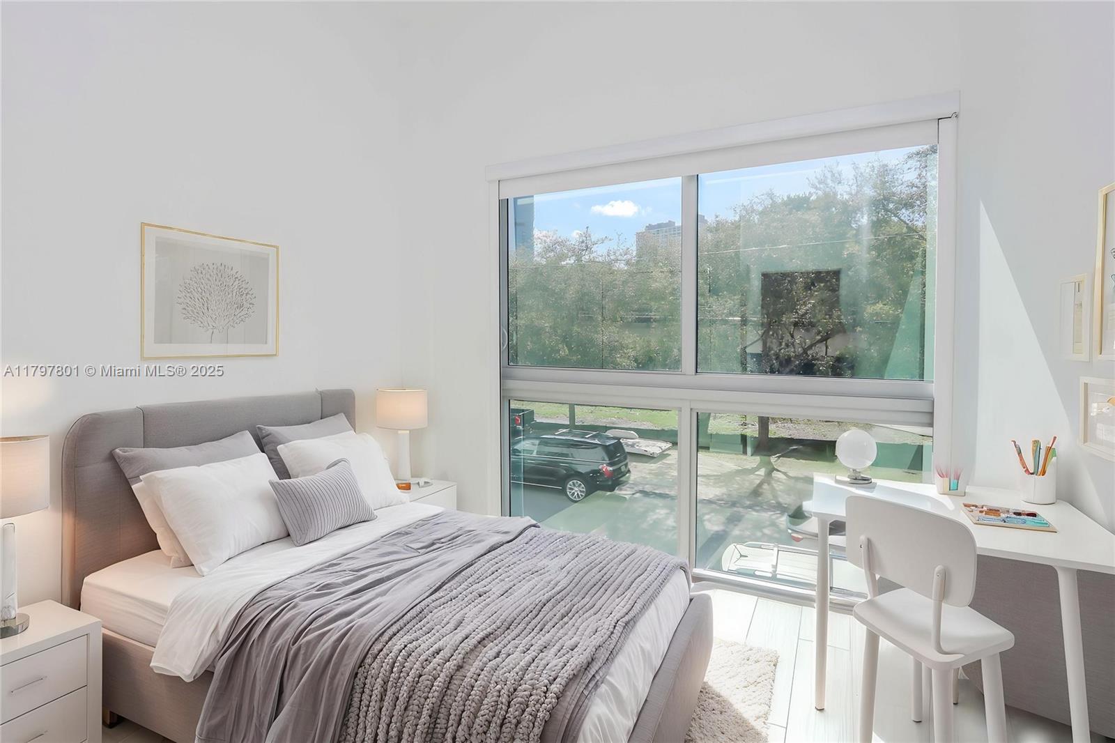 LE PARC AT BRICKELL CONDO - Residential
