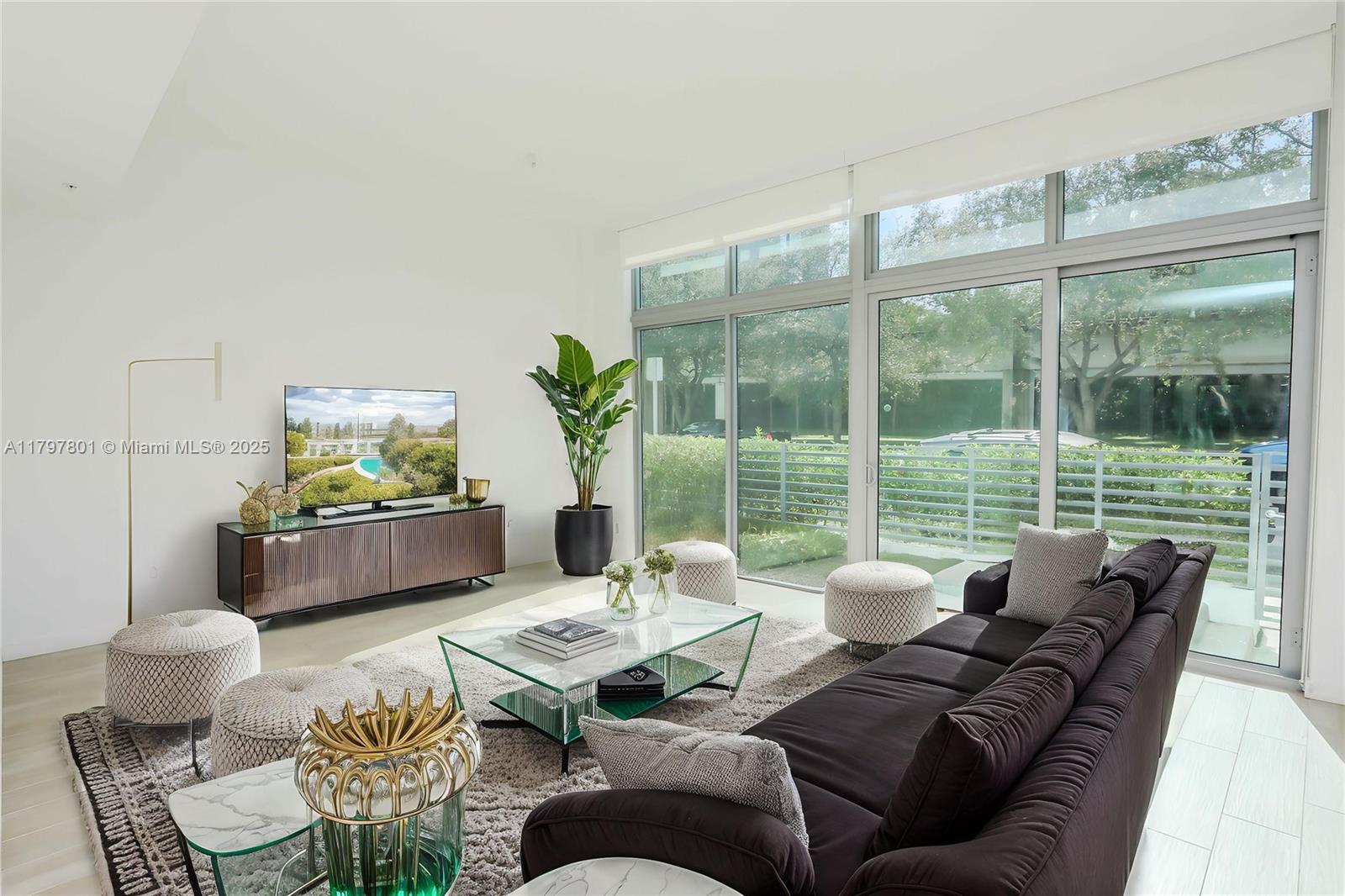 Property for Sale at 1600 Sw 1st Ave Th-07, Miami, Broward County, Florida - Bedrooms: 2 
Bathrooms: 3  - $925,000