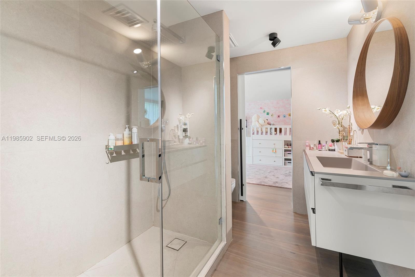 The Crimson Condo - Residential