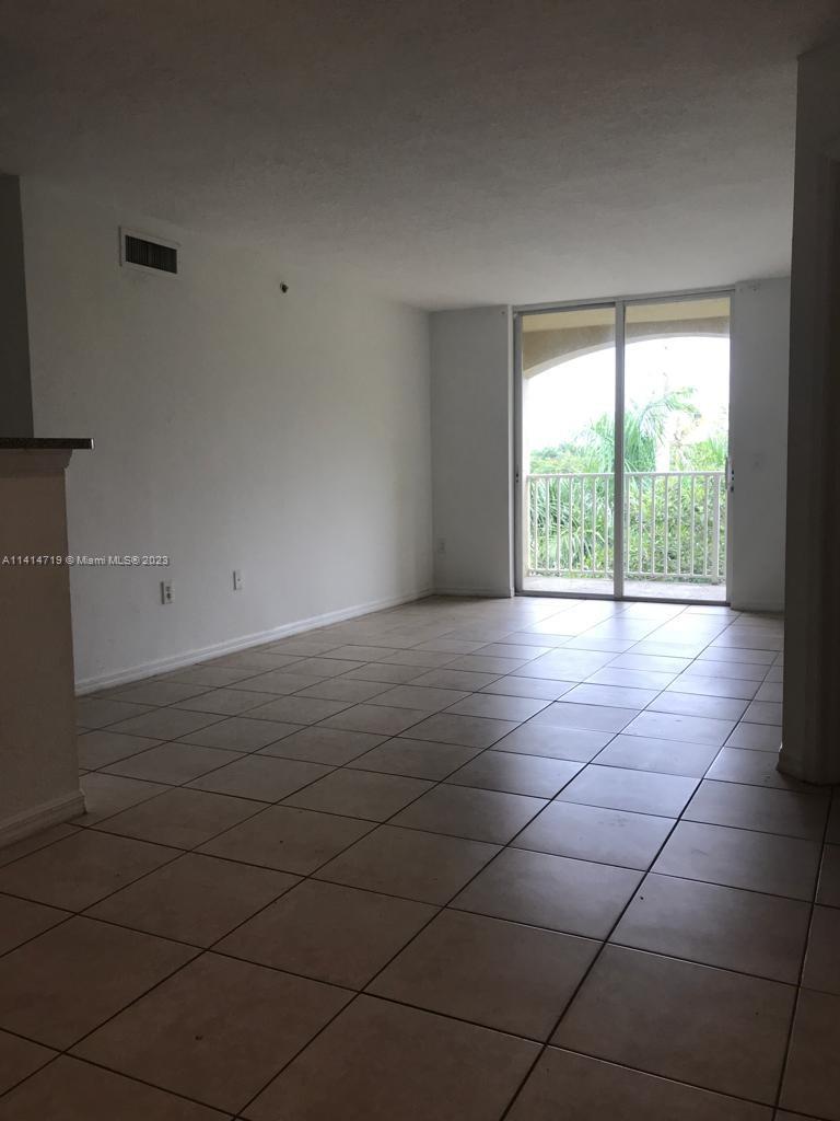 THE OAKS IN NORTH MIAMI C - Residential Lease