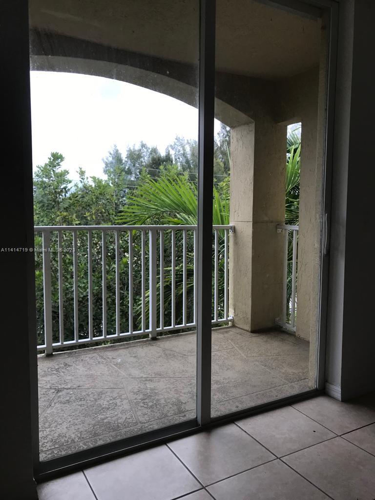 THE OAKS IN NORTH MIAMI C - Residential Lease