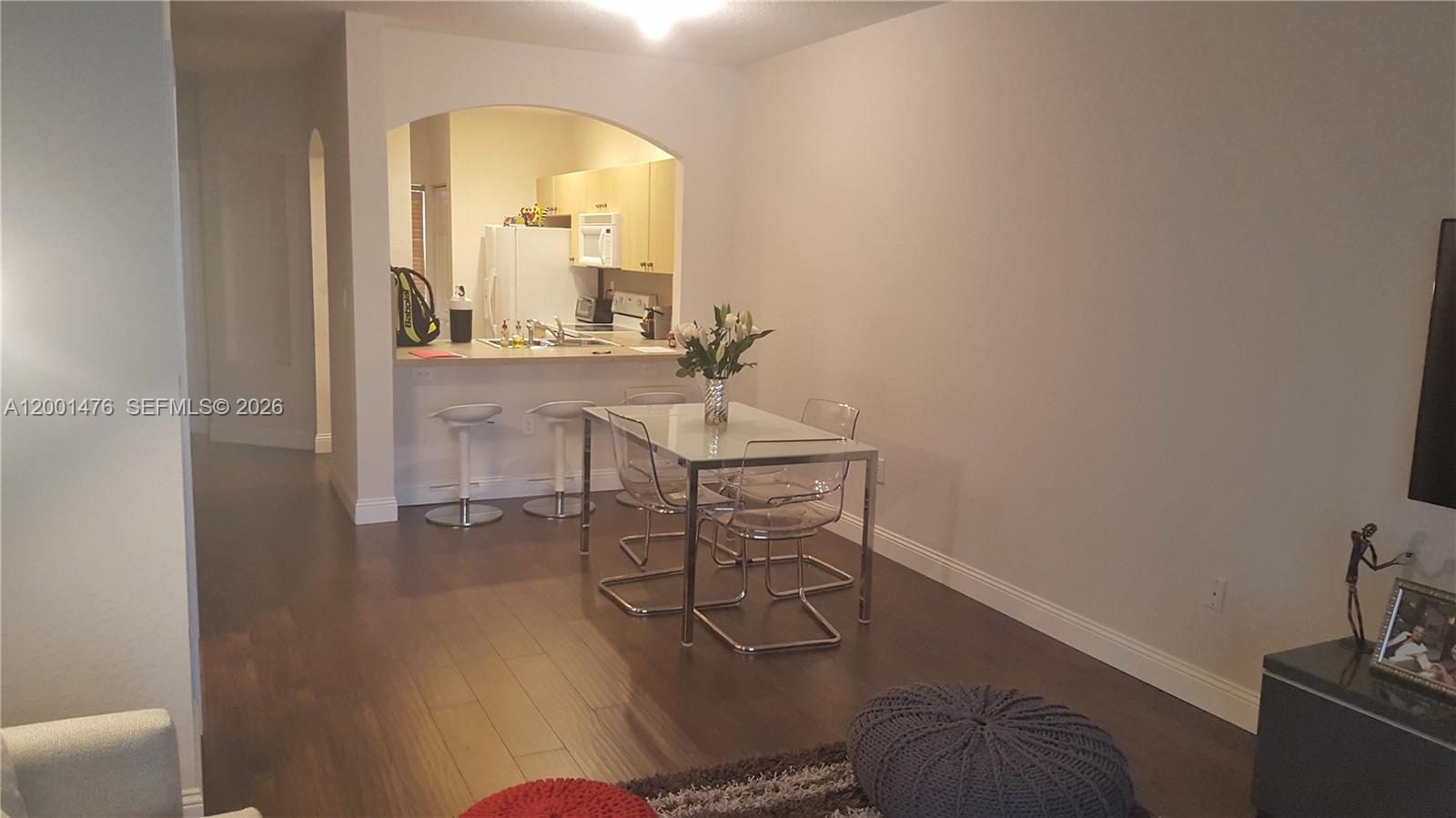 Las Brisas/Doral Condo 04 - Residential Lease