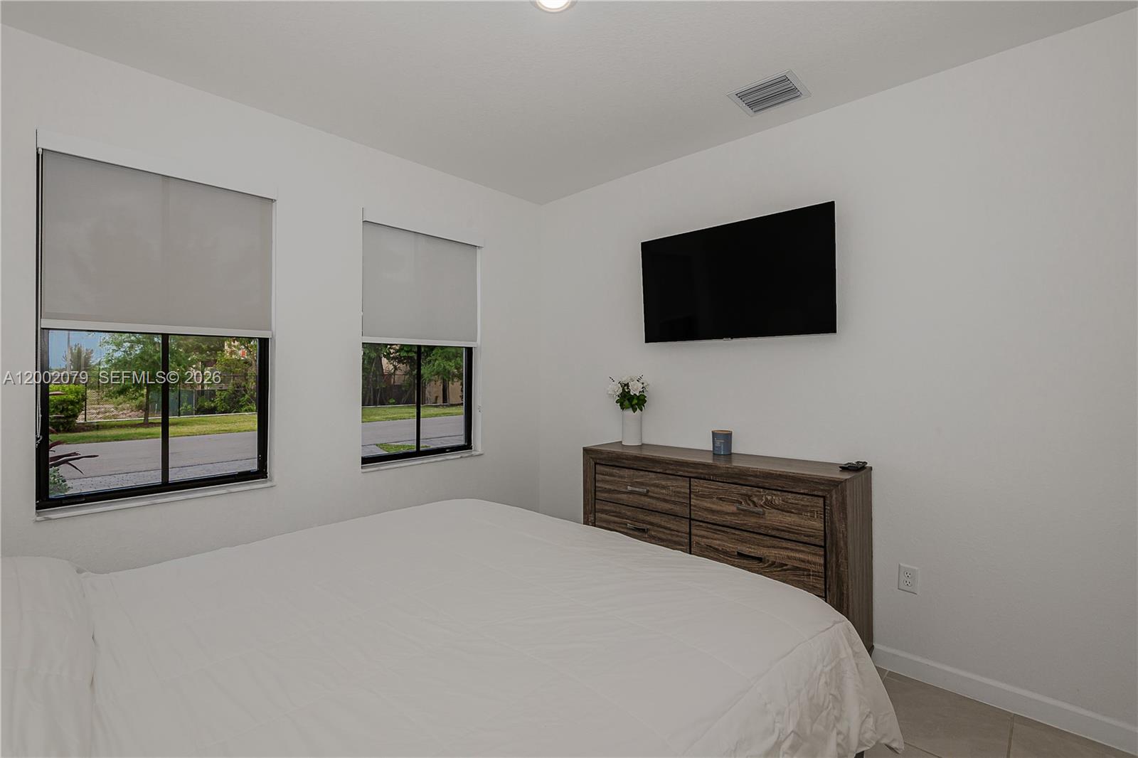 CAMBRIDGE ESTATES FIRST A - Residential Lease