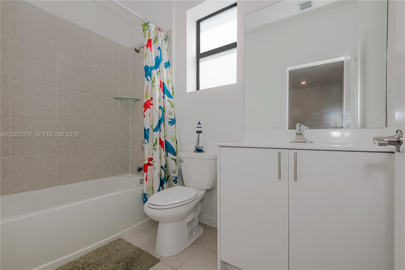 CAMBRIDGE ESTATES FIRST A - Residential Lease