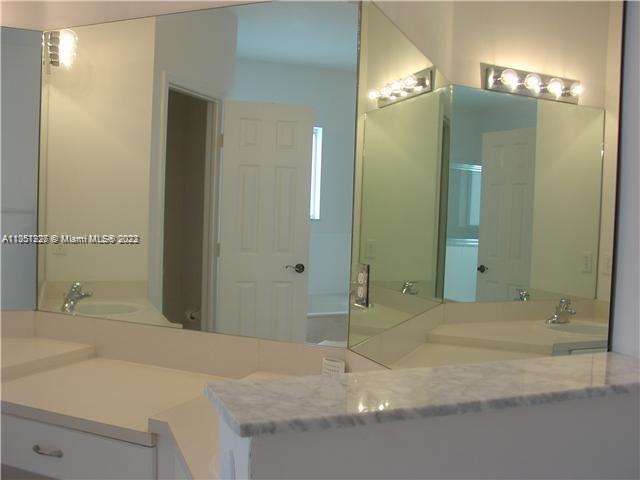 TOWNGATE NORTH - Residential