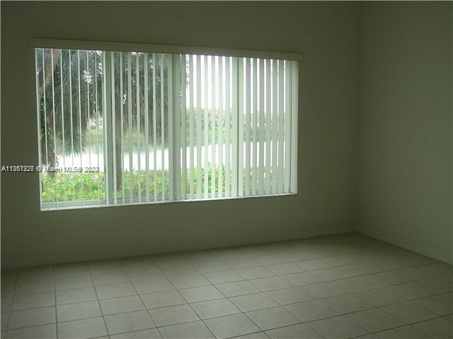 TOWNGATE NORTH - Residential