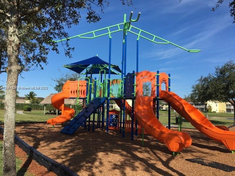 TOWNGATE NORTH - Residential