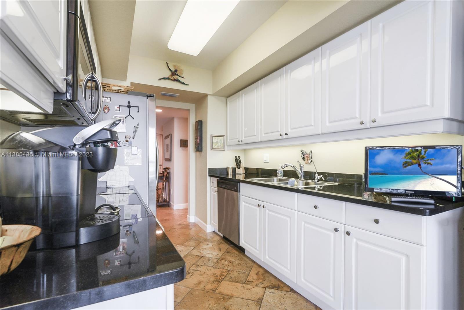 SOUTH TOWER AT THE POINT - Residential