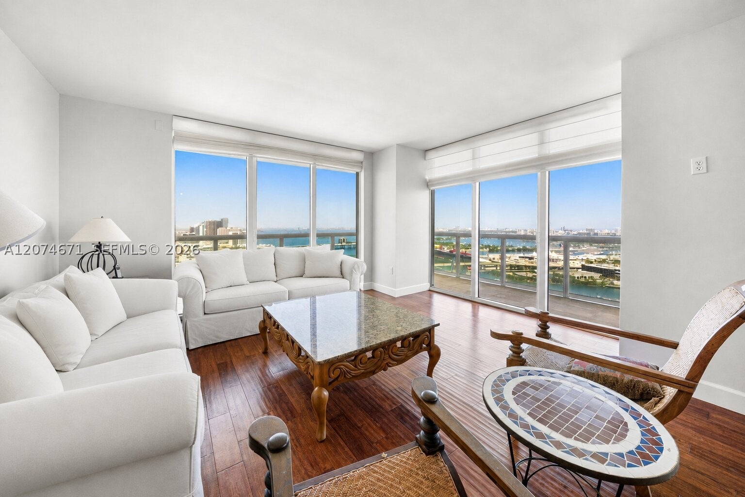 50 Biscayne Blvd 4402