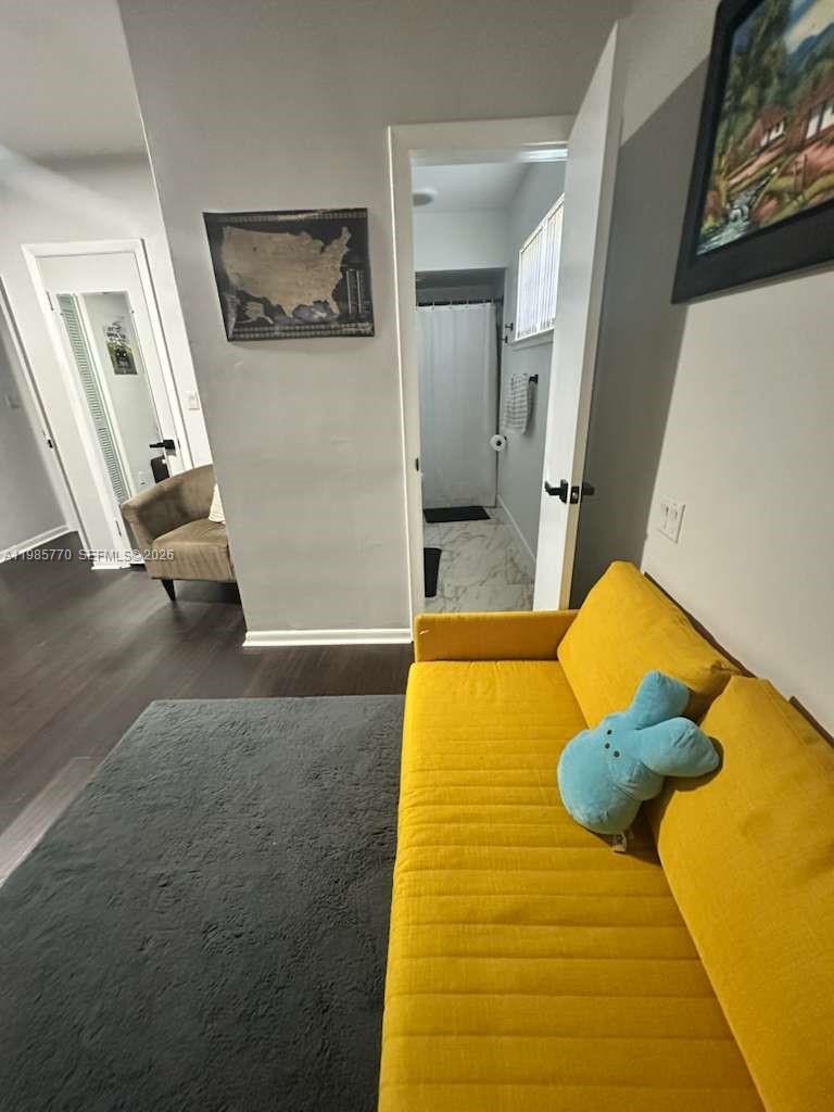 SUNSET ISLES SEC 2 - Residential