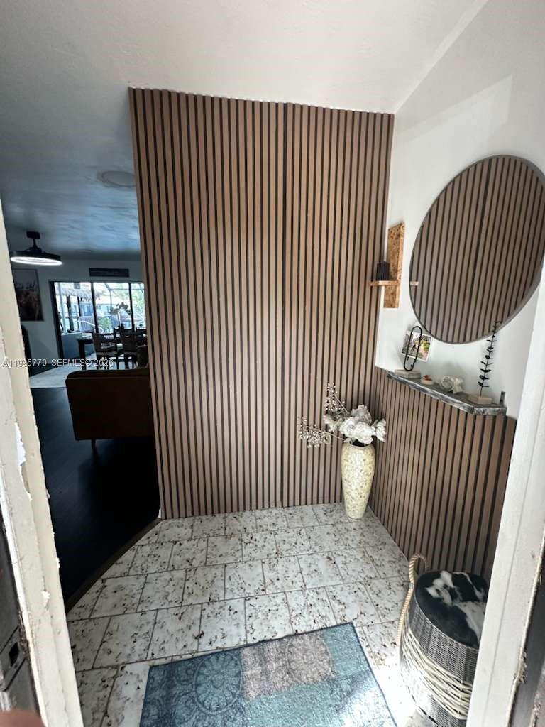 SUNSET ISLES SEC 2 - Residential