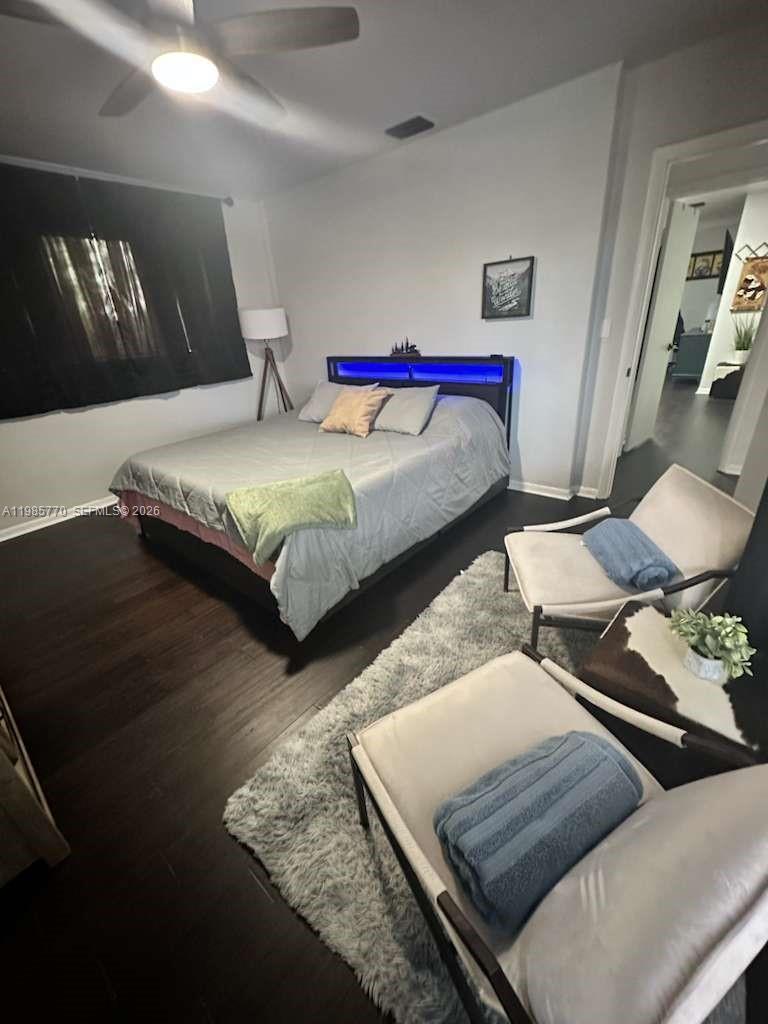 SUNSET ISLES SEC 2 - Residential