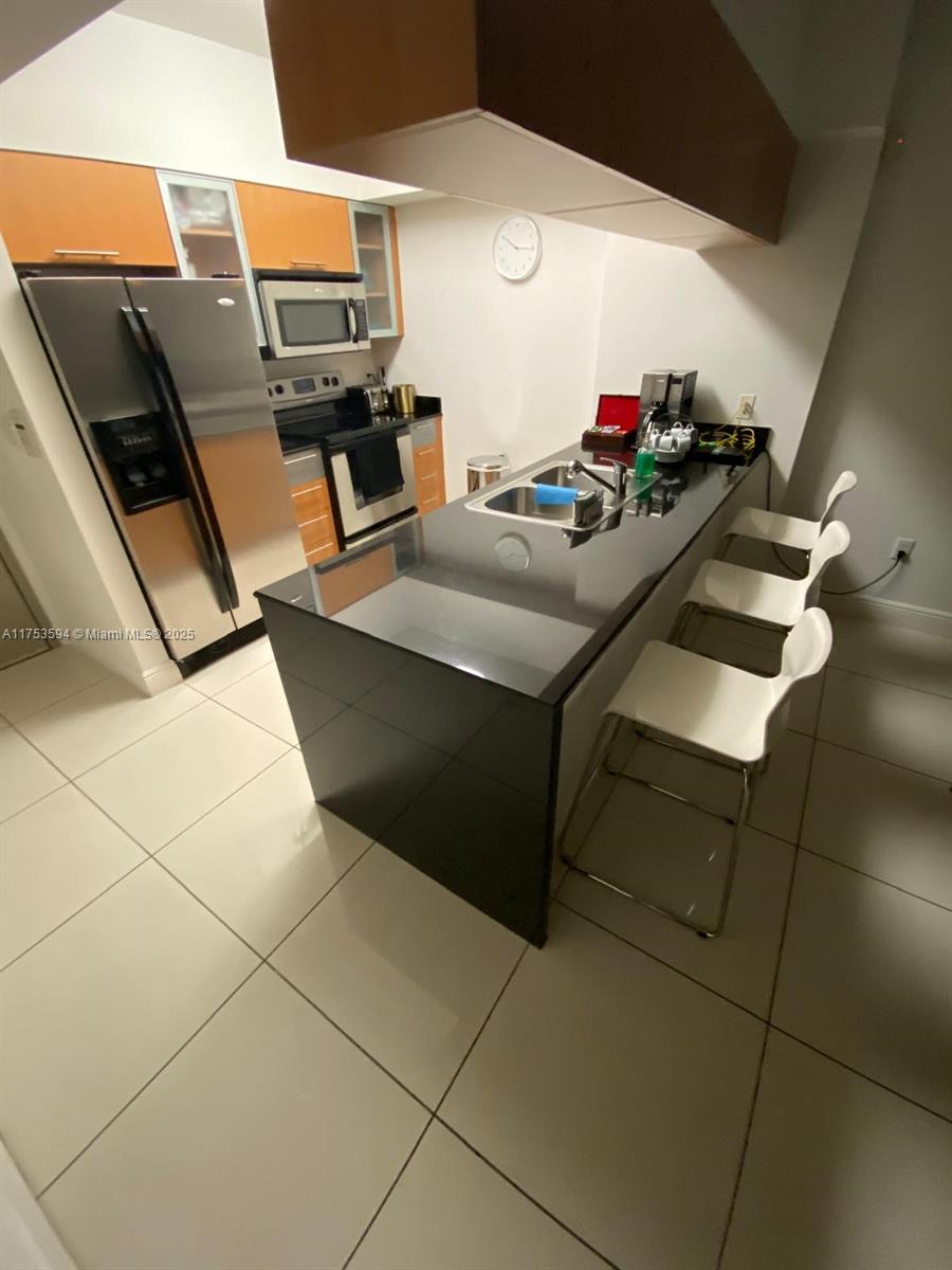 OPERA TOWER CONDO - Residential