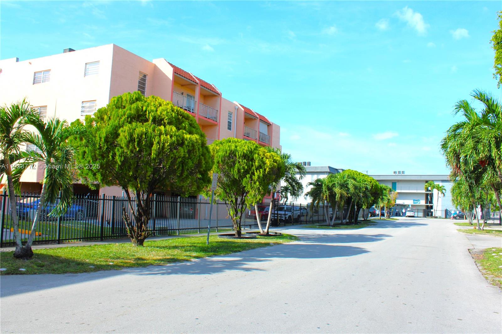 MORADA NO 2 CONDO - Residential Lease